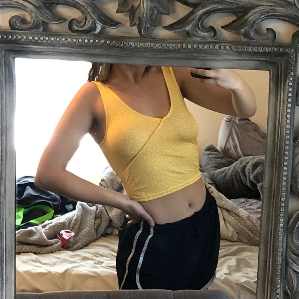 yellow cropped tank top